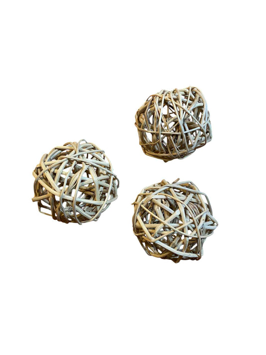 Wilgen Ballen (ca. 6 cm) – Natuurlijk Speel- en Foerageermateriaal voor Vogels