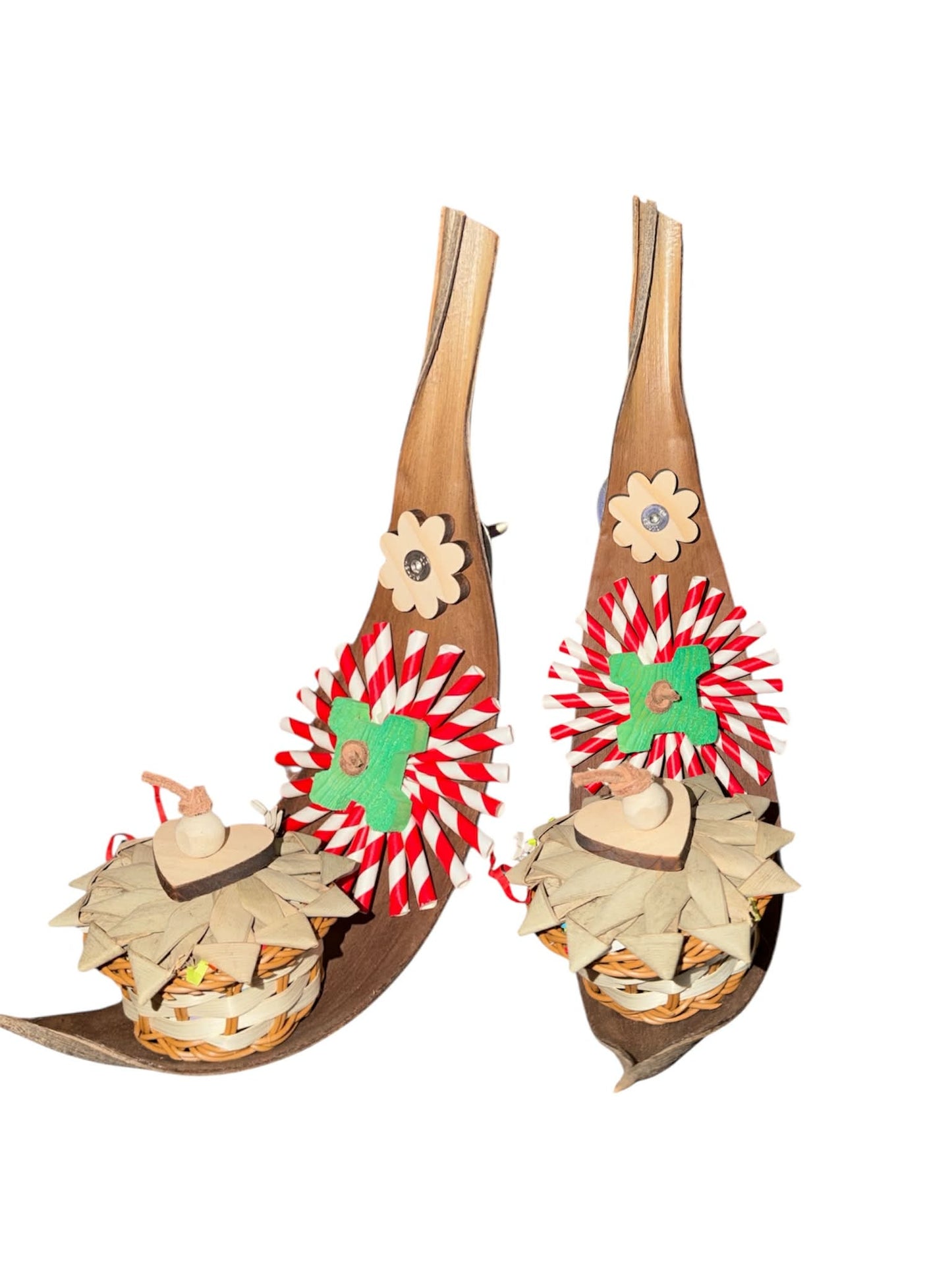 CandyTwirl Forage Basket